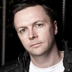 Listen to Si Macintosh, watch music videos, read bio, see tour dates & more!