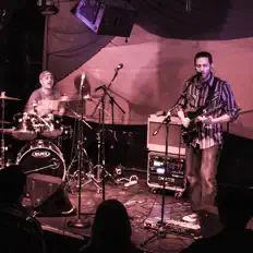 King Never: песни, клипы, биография, даты выступлений и многое другое.