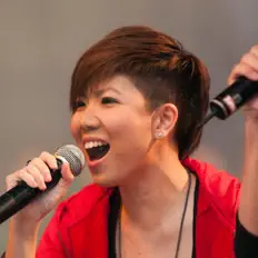 Listen to YEN饶燕婷, watch music videos, read bio, see tour dates & more!