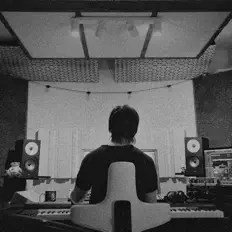 Luister naar Tapani Siirtola, bekijk muziekvideo's, lees de bio, bekijk de tourdata, en meer!