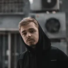 Poslechněte si interpreta Otnose, sledujte hudební videa, přečtěte si životopis, podívejte se na data turné a další informace.