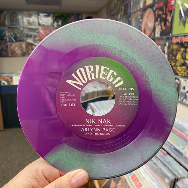 Nik Nak - Single