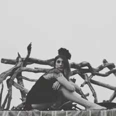 Nicole Stromsoeを聴いたり、ミュージックビデオを鑑賞したり、経歴やツアー日程などを確認したりしましょう！