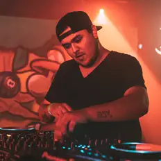 Ascolta DeTrekz, guarda video musicali, leggi la biografia, vedi le date del tour & altro!
