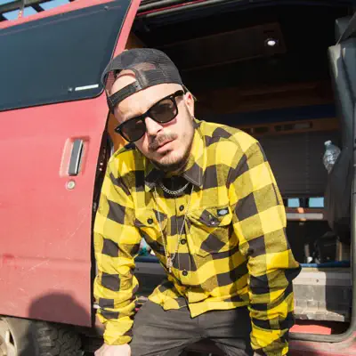 Listen to Kalibro, watch music videos, read bio, see tour dates & more!