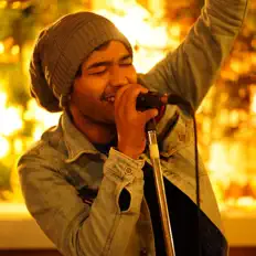 Ascolta 5aurav, guarda video musicali, leggi la biografia, vedi le date del tour & altro!