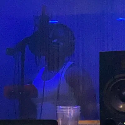 Listen to Mike 2x, watch music videos, read bio, see tour dates & more!