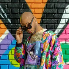Dengarkan IZzy TheSinger, tonton video musik, baca bio, lihat tanggal tur & lainnya!