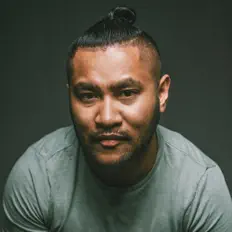 收听 Jarah Damiel、观看音乐视频、阅读小传、查看巡演日期等 ！