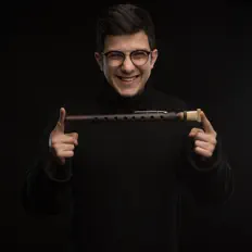 Escucha a Nijat Masimov, mira videos musicales, lee su biografía, consulta las fechas de las gira y más.
