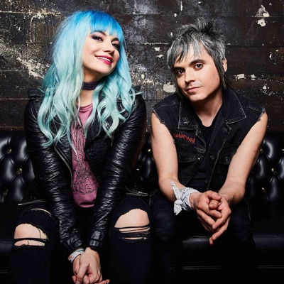 Dengarkan The Dollyrots, tonton video musik, baca bio, lihat tanggal tur & lainnya!