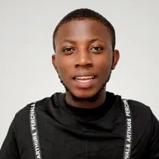 聆聽 Khaby、觀看音樂影片、閱讀小傳、查看巡演日期等！