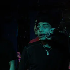 Escucha a cozyboyfiji, mira vídeos musicales, lee la biografía, consulta fechas de giras y mucho más.