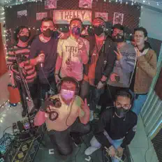 收听 Treffy、观看音乐视频、阅读小传、查看巡演日期等 ！