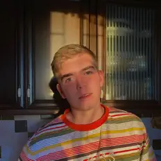 KaliOne सुनें, म्यूज़िक वीडियो देखें, बायो पढ़ें, दौरे की तारीखें और बहुत कुछ देखें!