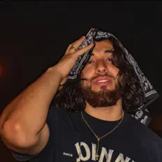 Ascolta Avilamiamor, guarda video musicali, leggi la biografia, vedi le date del tour & altro!