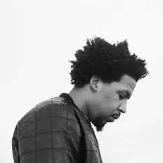 收听 A.Y.E.、观看音乐视频、阅读小传、查看巡演日期等 ！