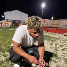 收听 STK SouLo、观看音乐视频、阅读小传、查看巡演日期等 ！