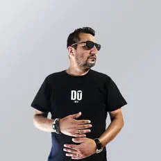 收听 Rizzo DJ、观看音乐视频、阅读小传、查看巡演日期等 ！