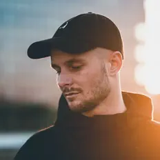 Ακούστε περιεχόμενο από Palais, παρακολουθήστε μουσικά βίντεο, διαβάστε το βιογραφικό, δείτε ημερομηνίες περιοδείας, και πολλά ακόμη!