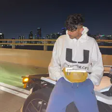 Poslechněte si interpreta Neel2k, sledujte hudební videa, přečtěte si životopis, podívejte se na data turné a další informace.