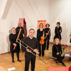 聆聽 Instrumenta Musica、觀看音樂影片、閱讀小傳、查看巡演日期等！