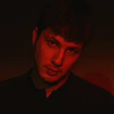 Escucha a SHEIX, mira videos musicales, lee su biografía, consulta las fechas de las gira y más.