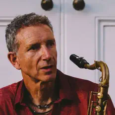 收听 Snake Davis、观看音乐视频、阅读小传、查看巡演日期等 ！