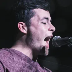 Ouça Conor Ward, assista a videoclipes, leia a biografia, veja as datas das turnês e mais!