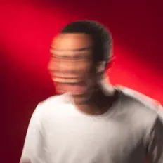 Federico Fellettiを聴いたり、ミュージックビデオを鑑賞したり、経歴やツアー日程などを確認したりしましょう！