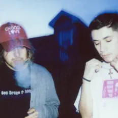 聆聽 Dysphoric Mafia、觀看音樂影片、閱讀小傳、查看巡演日期等！