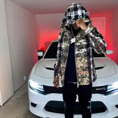 47 Sosaを聴いたり、ミュージックビデオを鑑賞したり、経歴やツアー日程などを確認したりしましょう！