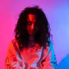 Ascolta Honorio, guarda video musicali, leggi la biografia, vedi le date del tour & altro!