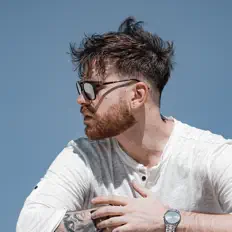 Dengarkan Cristiano Turrini, tonton video musik, baca bio, lihat tanggal tur & lainnya!