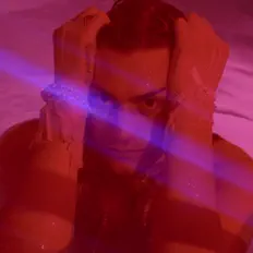 Evan Meladaを聴いたり、ミュージックビデオを鑑賞したり、経歴やツアー日程などを確認したりしましょう！