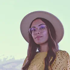 Shannon Patiñoを聴いたり、ミュージックビデオを鑑賞したり、経歴やツアー日程などを確認したりしましょう！