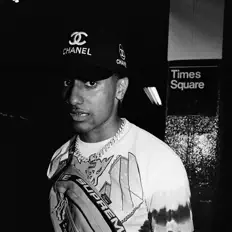 收听 Paris Heart、观看音乐视频、阅读小传、查看巡演日期等 ！