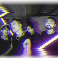 undefinedを聴いたり、ミュージックビデオを鑑賞したり、経歴やツアー日程などを確認したりしましょう！
