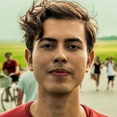 Listen to Justin Williams, watch music videos, read bio, see tour dates & more!