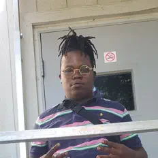 7semk dinle, müzik videolarını izle, biyografisini oku, tur tarihlerini ve daha fazlasını gör!