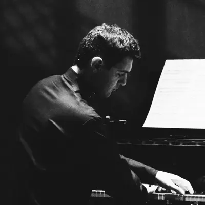 Murat Kabardokovを聴いたり、ミュージックビデオを鑑賞したり、経歴やツアー日程などを確認したりしましょう！
