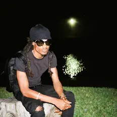 聆聽 SlicknastySlick、觀看音樂影片、閱讀小傳、查看巡演日期等！