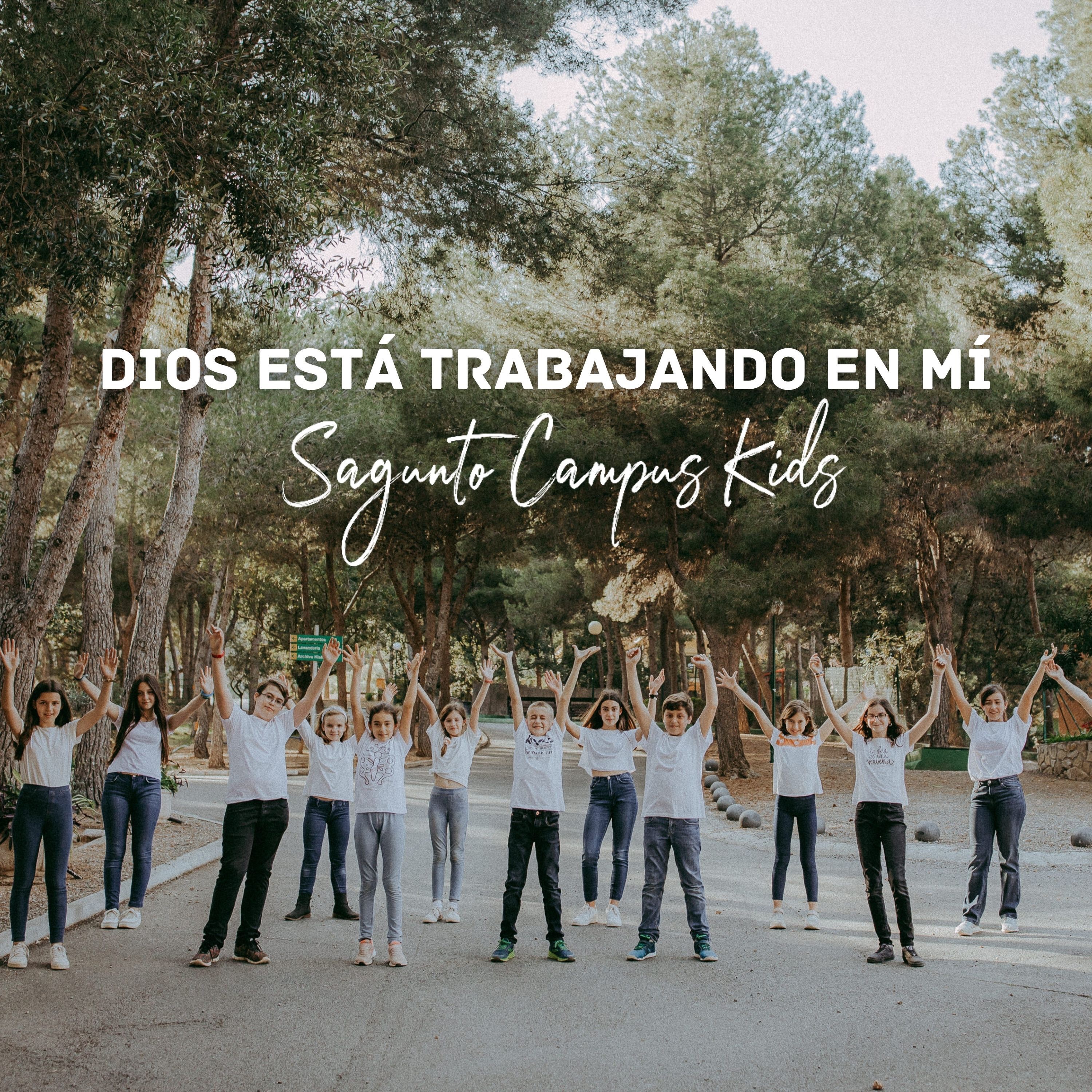 Dios Está Trabajando en Mí - Single