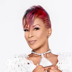 Dengarkan Sylver Logan Sharp, tonton video musik, baca bio, lihat tanggal tur & lainnya!