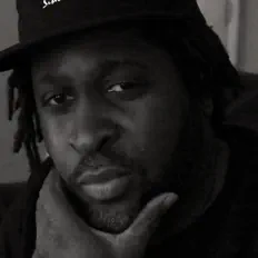 Ακούστε περιεχόμενο από Fru, παρακολουθήστε μουσικά βίντεο, διαβάστε το βιογραφικό, δείτε ημερομηνίες περιοδείας, και πολλά ακόμη!