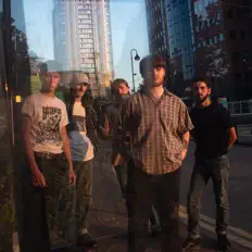 Ascolta DEAFDEAFDEAF, guarda video musicali, leggi la biografia, vedi le date del tour & altro!