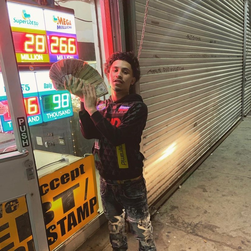 Lul Jody - She Say She Love Me (feat. PookG & Kyestaxx)