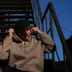 Dengarkan Toxado, tonton video musik, baca bio, lihat tanggal tur & lainnya!