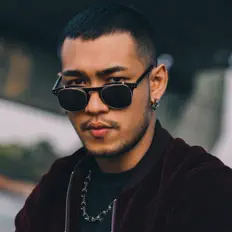 Listen to Shwe Htoo, watch music videos, read bio, see tour dates & more!