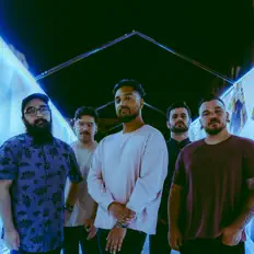 Ouça The View from Here, assista a videoclipes, leia a biografia, veja as datas das turnês e mais!